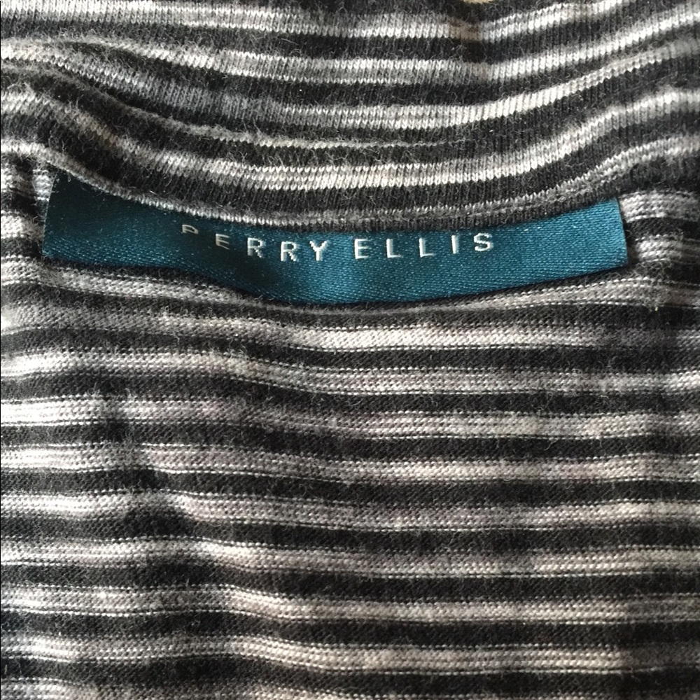 Perry Ellis striped Tee